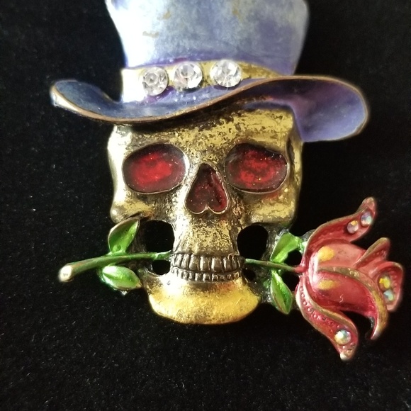 ALL JEWERLY HERE ON SALE - Picture 2 of 3